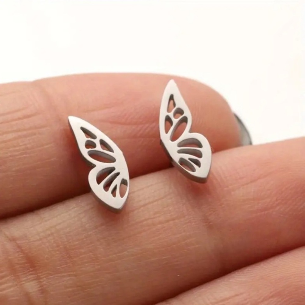 NEW Dainty Half Butterfly stud Earrings in Silver color - Boutique